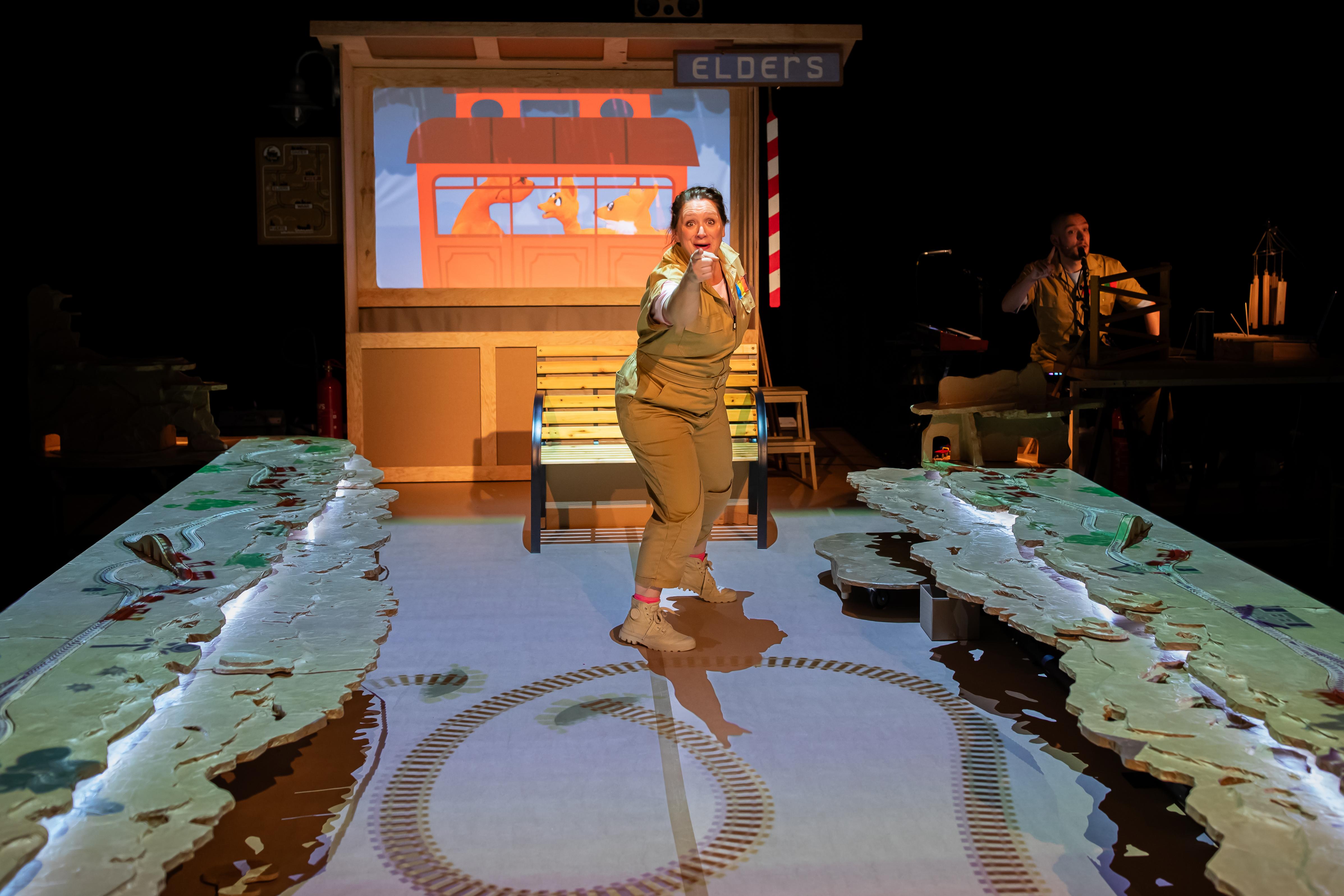 WEB OP ZOEK NAAR BEZOEK©Kamerich & Budwilowitz Zaantheater (4)