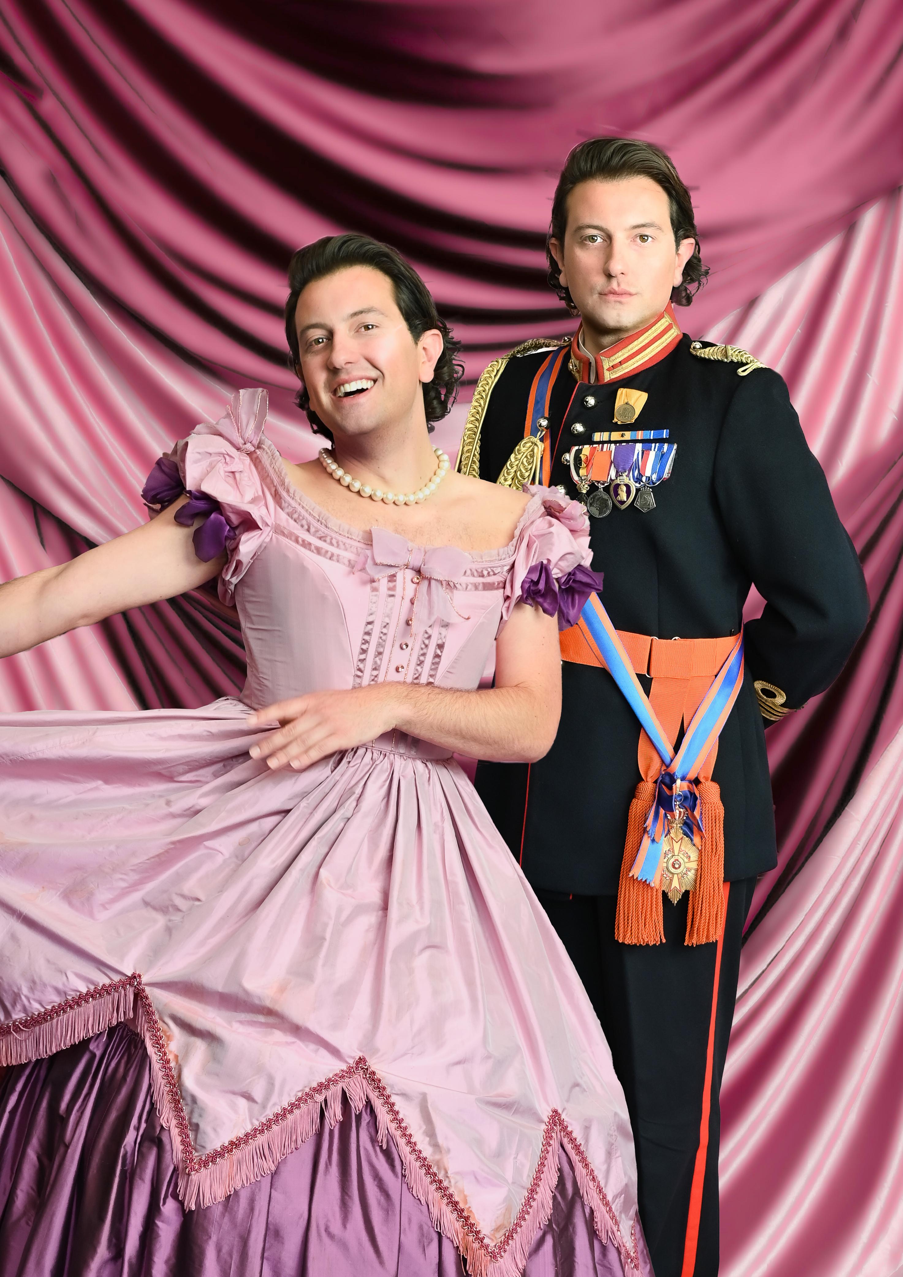 WEB De Prinsenjurk En De Gouden Knoop Dook Van Dijck Zaantheater 