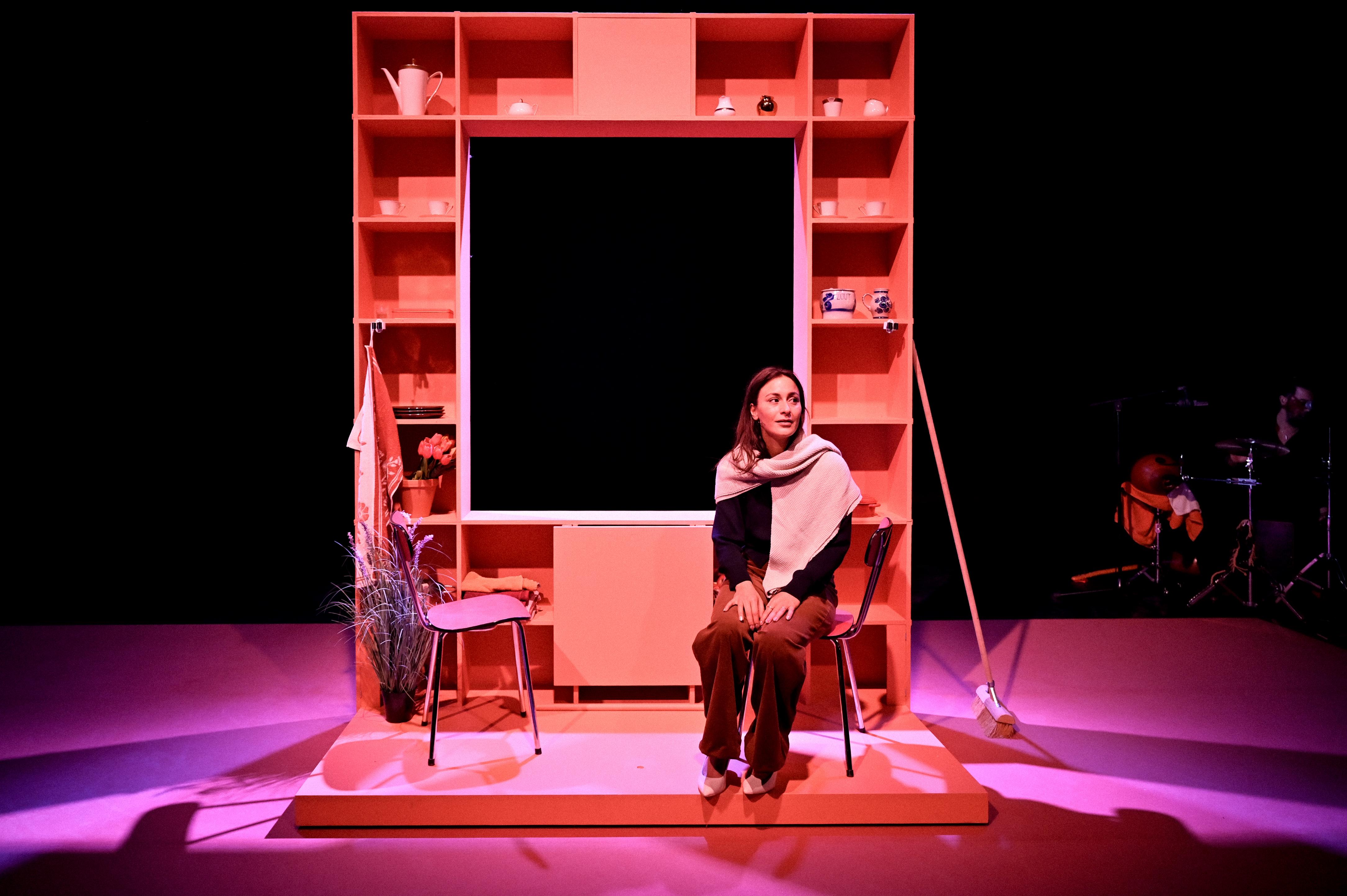 WEB Dilanyurdakul Destillevrouw Isabellevanputten 27 (1)