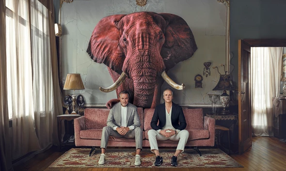 Web Veldhuis En Kemper Kunnen Het Niet Laten LR Landscape (C) Carli Hermes