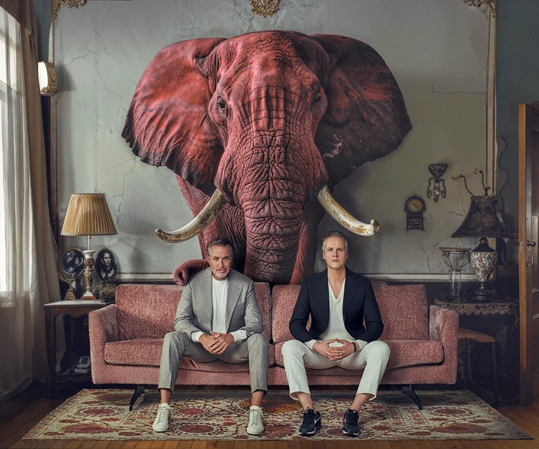 Web Veldhuis En Kemper Kunnen Het Niet Laten LR Landscape (C) Carli Hermes