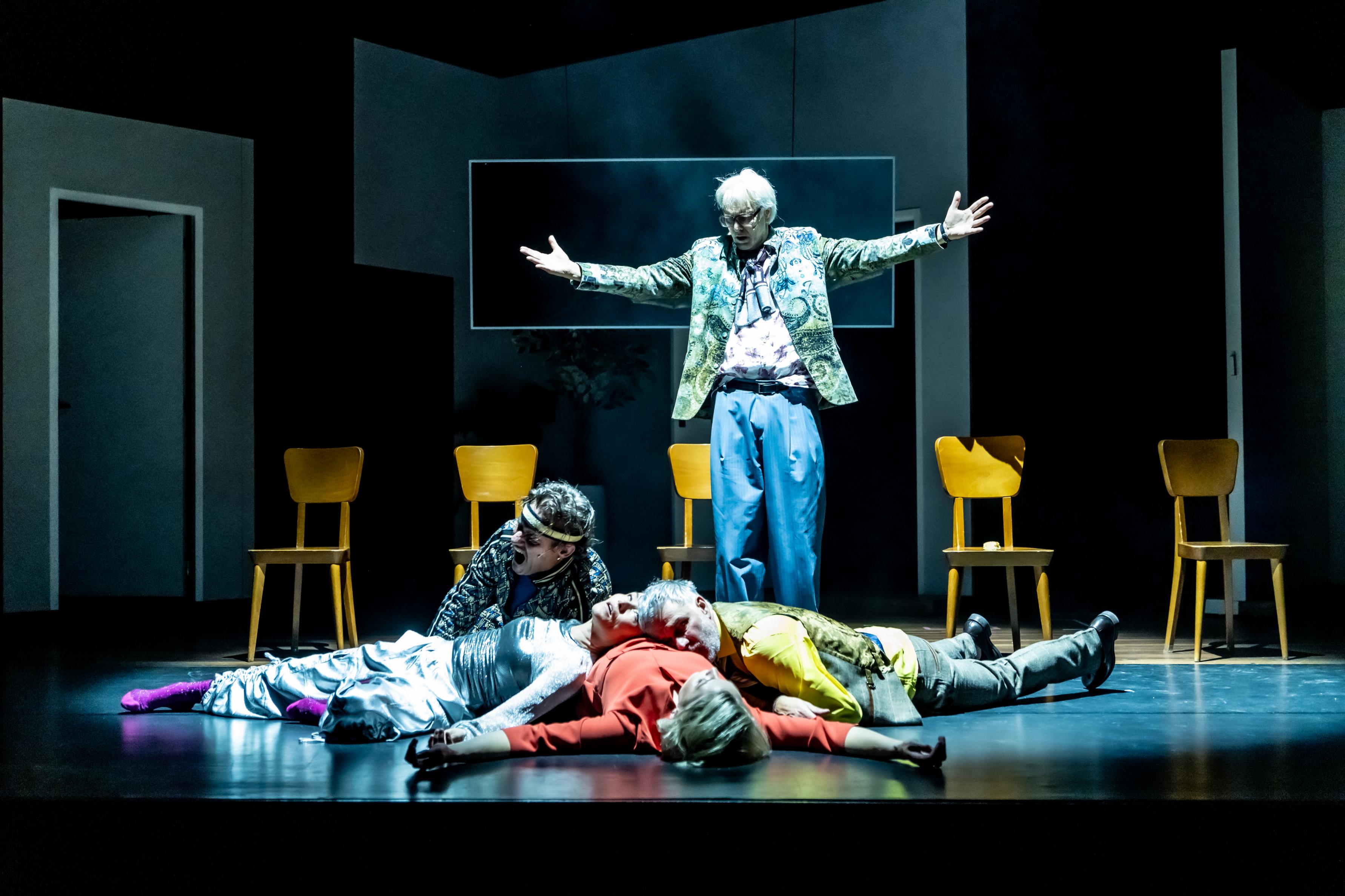 Scènefoto De Opvolgers (C) Willem Van Walderveen WEB