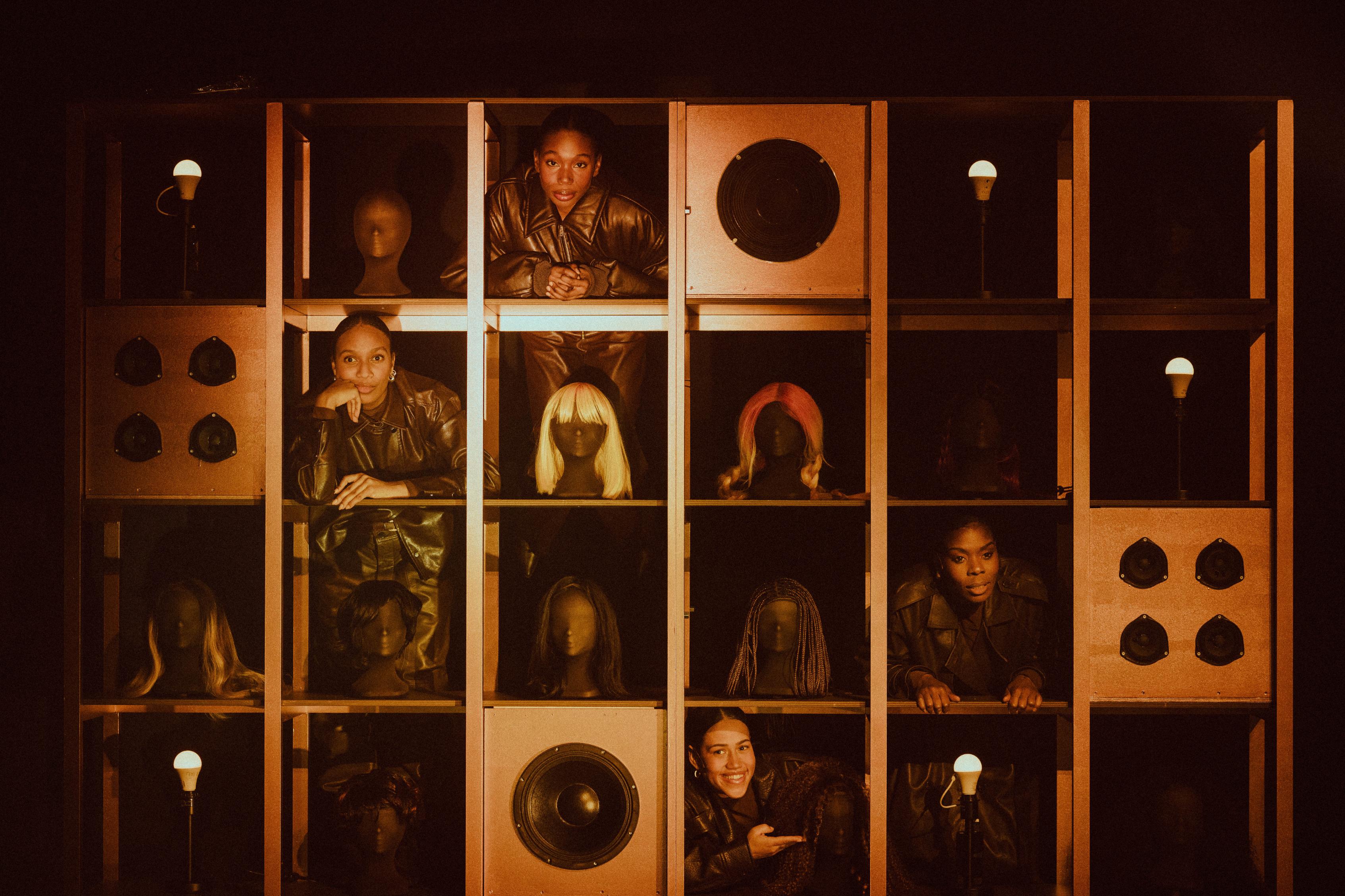 WEB Theater Oostpool En Dawn Collective BLACK JOY Foto Lowiegraphy (9)