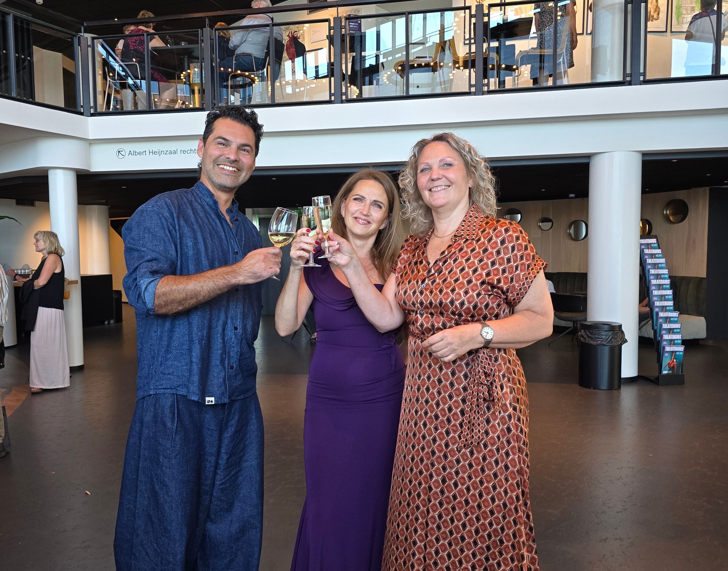 Roxana Angelique Carlosfoto WEB