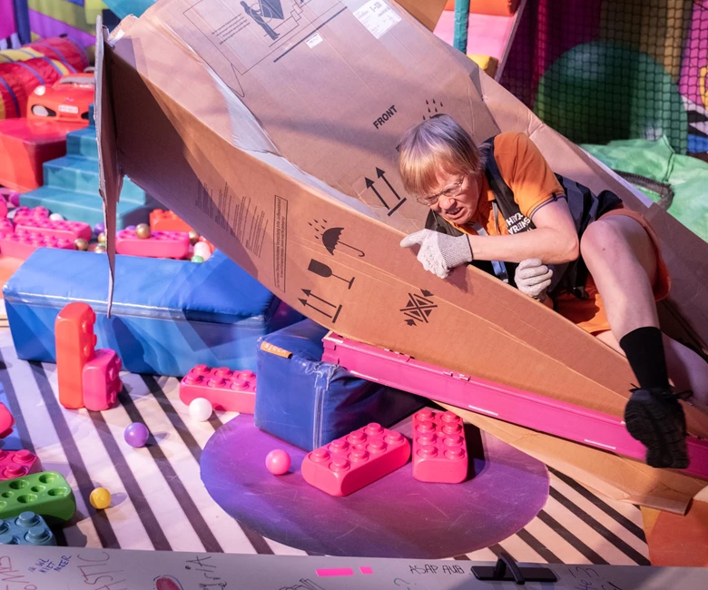 WEB Ook Slakken Hebben Wel Eens Haast Liggend 4 Kurt Van Der Elst Zaantheater (1)